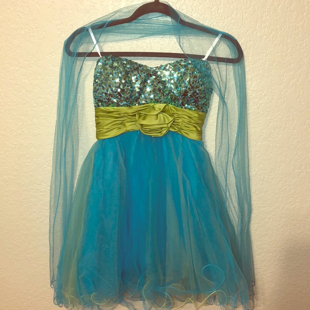 Prom/formal dress